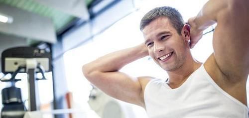 缩小|男性开始衰老时，身体2处会缩小，做好3事，身体健康易长寿