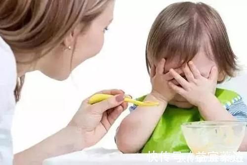 安安|3岁内的孩子，尽量不要吃这3种水果，有可能会有损娃的健康！