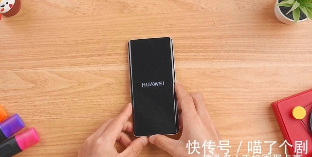 差价|华为P50对比华为P50Pro：差价1500，差距有多大？