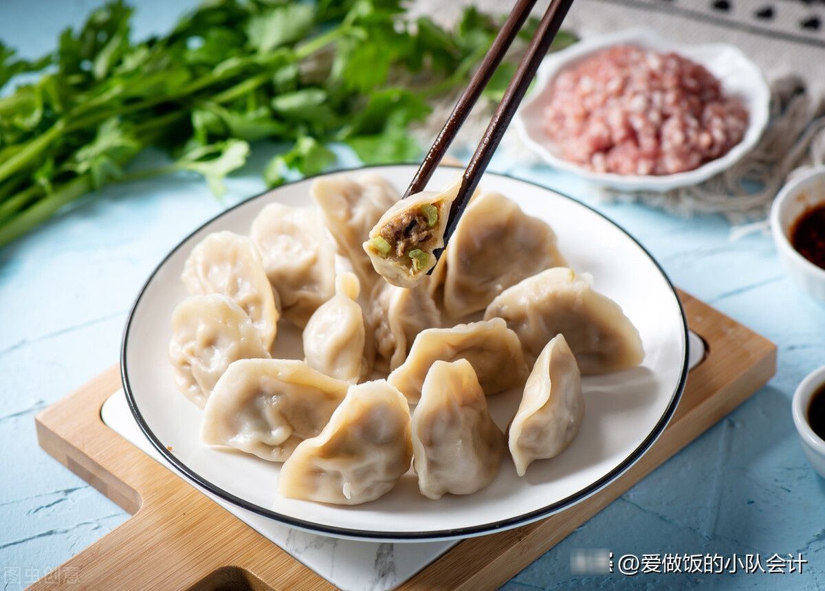 饺子皮|同样都带馅，馄饨和水饺有啥区别？原来区别不止一点，知道别吃错