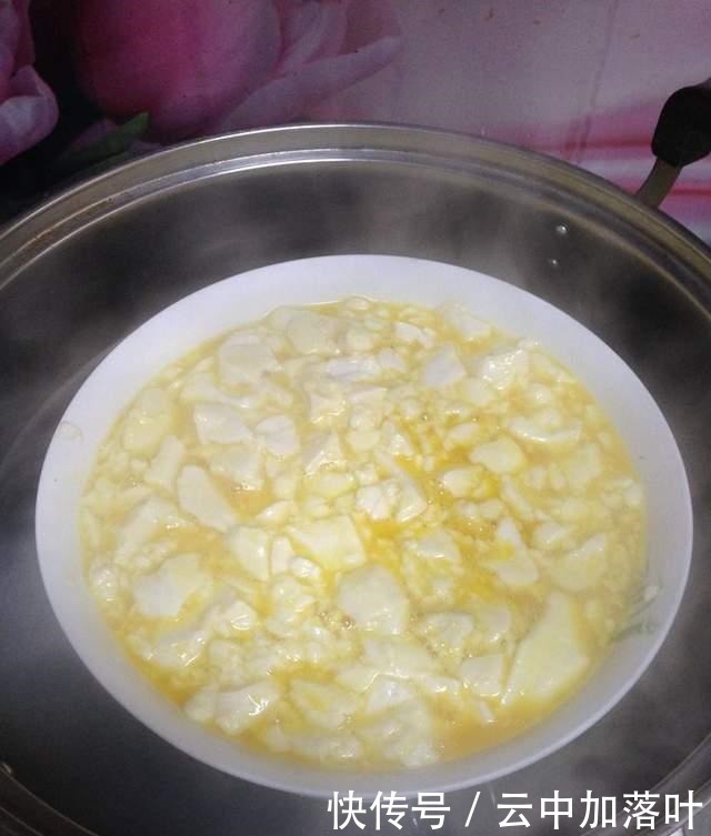 营养|鸡蛋豆腐蒸肉末,营养爆棚的一道菜,味道更是没的说