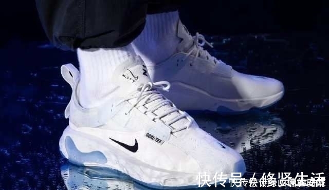 买了这些防水球鞋,我巴不得每天都下雨