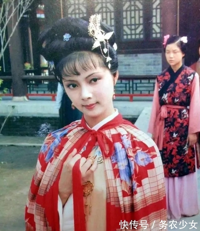 林黛玉&黛玉讽刺过刘姥姥是母蝗虫,宝钗也暗指过贾母没见过世面,为何?