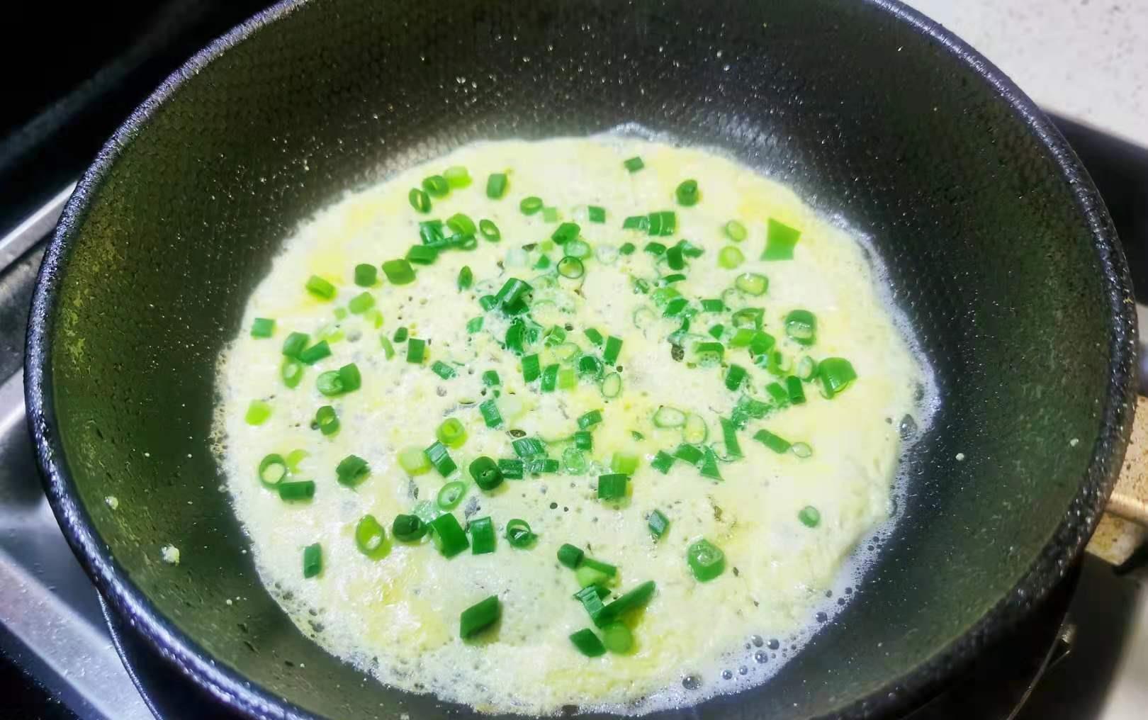 早餐|鸡蛋卷早餐,10分钟上桌,营养丰富又顶饱,精神饱满一整天