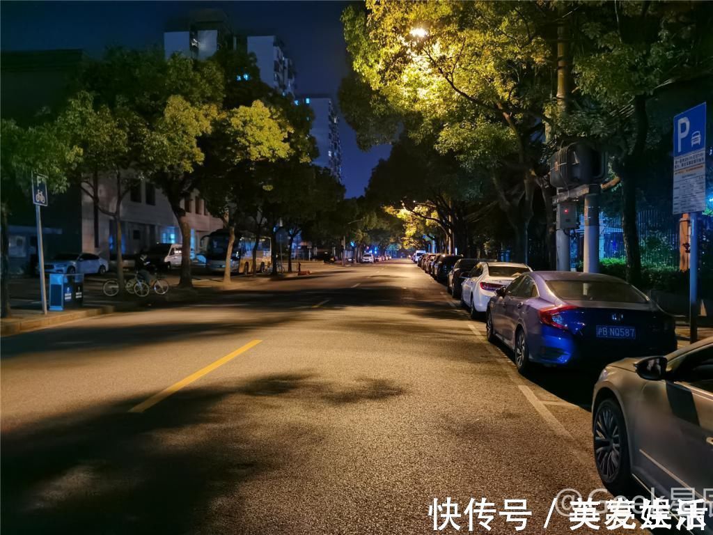 性能|一加9Pro简单测评：游戏性能、高刷屏幕、出色成像！或许很适合你！