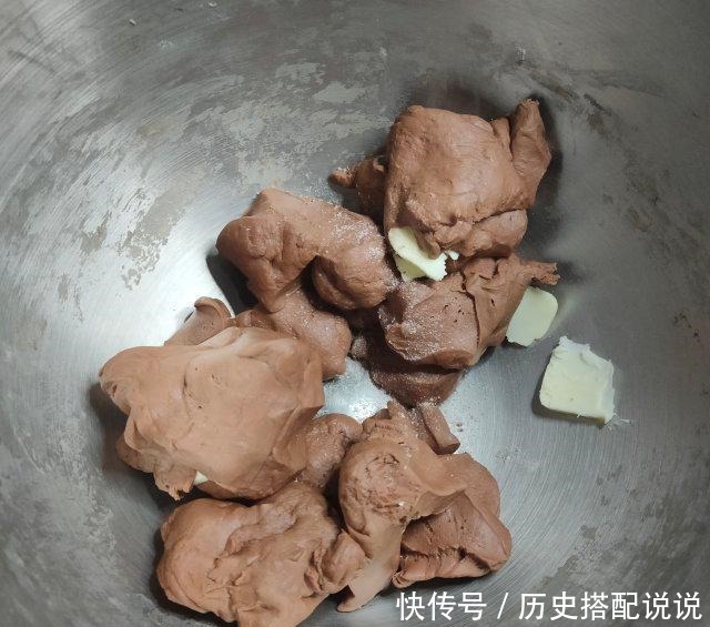 浓情巧克力软欧包,浓浓的可可香,你一定会喜欢!