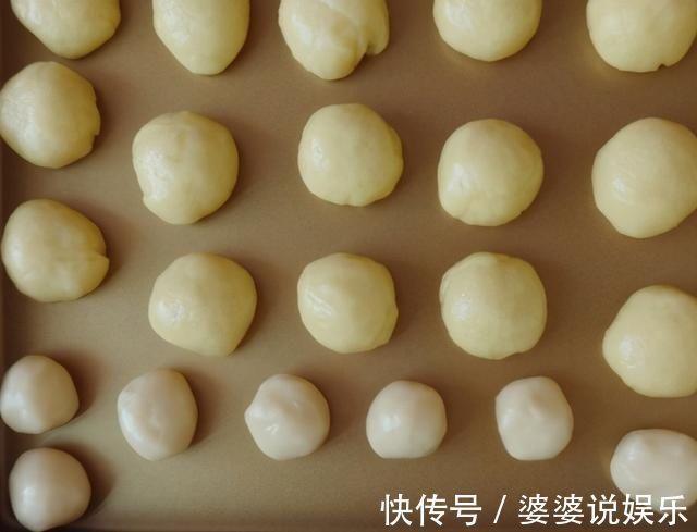 猪油|烧饼的家常做法，少油少盐，皮酥内软且层多，第二天吃也不硬