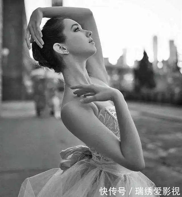 体式|后背肉肉一层层，胳膊还很粗！专瘦上半身的体式来了，早晚各一遍