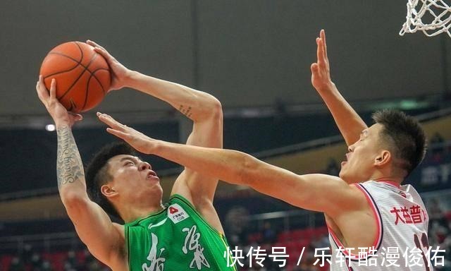 罚款|韩德君与威姆斯爆发冲突后续两人停赛合计12场,罚款34万