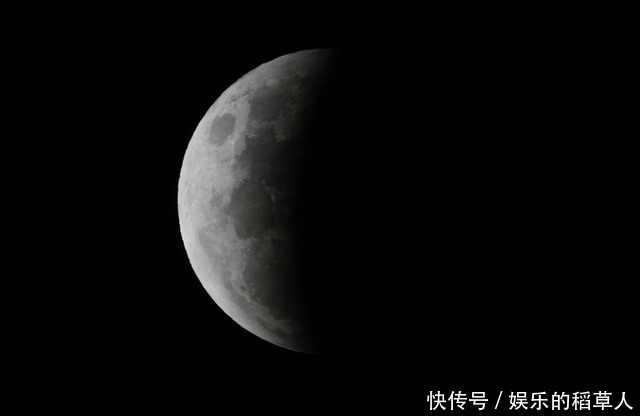 月全食 全球夜空同时上演天象奇观:“月全食”与“超级月亮”