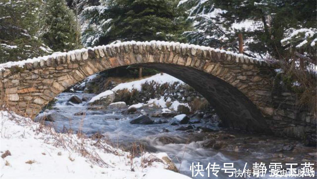 桑柘一村|韩偓不可错过的一首诗!万里清江万里天,一村桑柘一村烟!