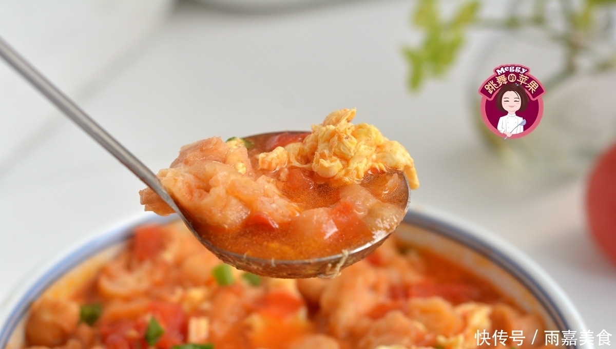  剩油条新做法，入锅搅一搅，喷香扑鼻开胃，老公儿子都说没吃够