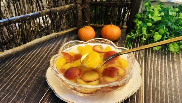 砂糖|咳嗽总不好90岁老奶奶用3种食材一起煮，润肺止咳，全家不咳嗽