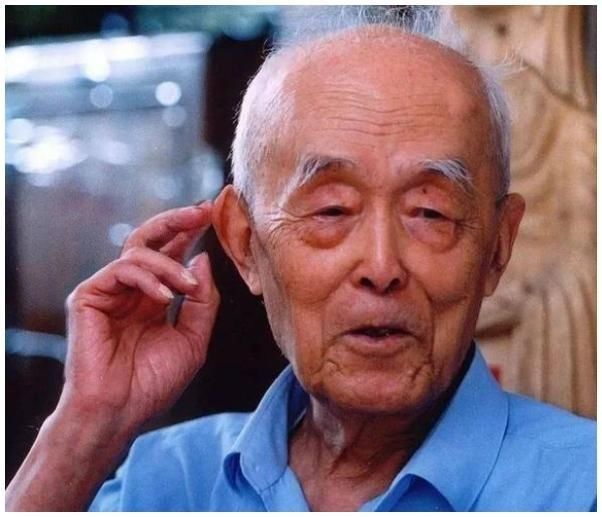 长寿|50岁后的男性后眉毛变长，怎么回事？眉毛变长原因是什么？