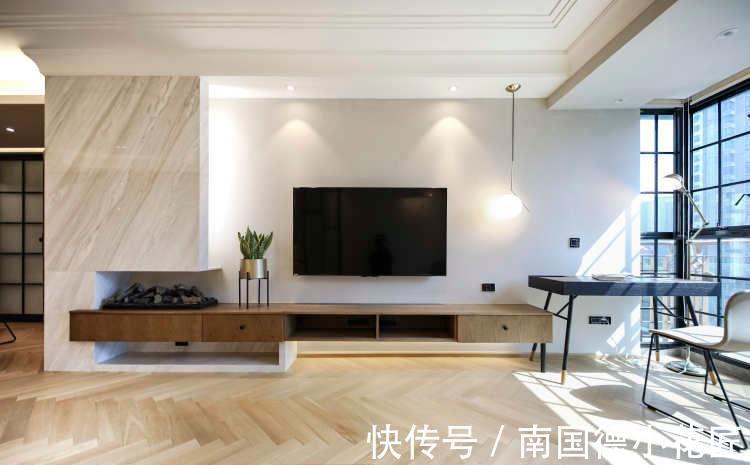 储物柜|不规则的小户型,经过合理的改造,不仅实用,还拥有了阳光工作区