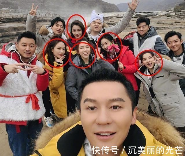 李晨晒出《跑男》合照，有谁注意郭麒麟的脚，比五位女嘉宾还亮眼