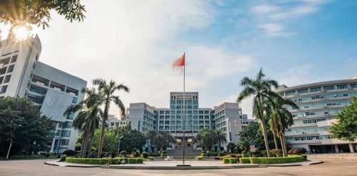 广东潮汕三市新添一所大学，落户揭阳，占地1900余亩，招生规模达20000人