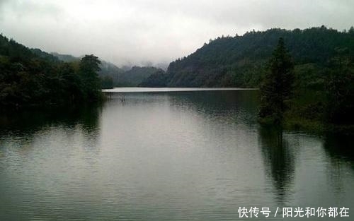 逮捕|一个年过古稀的小学校长,为何成为毛主席亲自起草电令逮捕的人