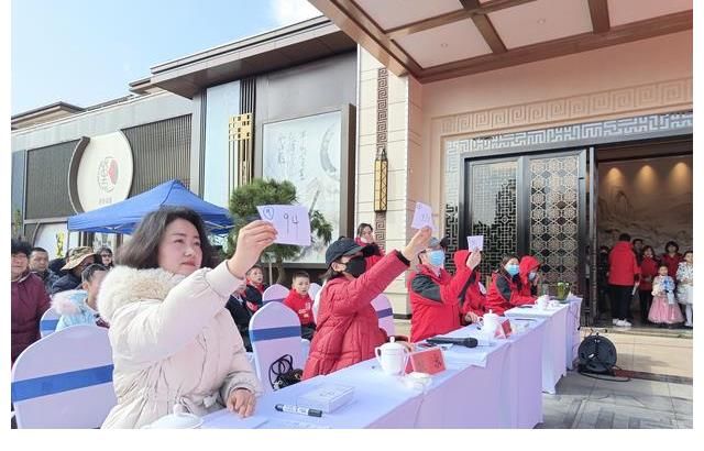 探班少儿春晚:45选16 小主持人舞台选拔竞争激烈