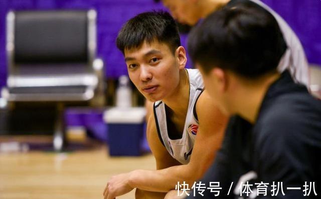 球队|山东男篮最新消息,两大主力复出,季后赛或有强援加盟
