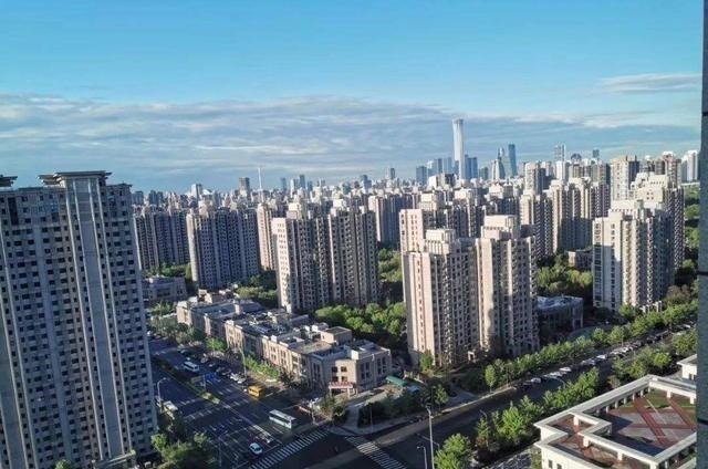 高档小区|宁愿选南北不通透的小户型,也劝你选择高档小区,一条就足以说服