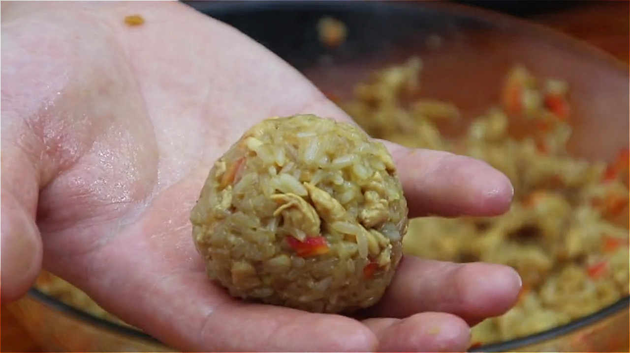 年夜饭菜单，不煮不炒用糯米就能做，香糯美味，寓意团团圆圆