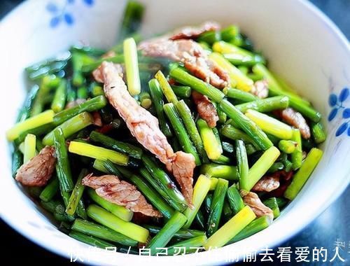 肉丝|炒瘦肉丝,有人放淀粉有人放蛋清,大厨教我1招,肉丝嫩又滑