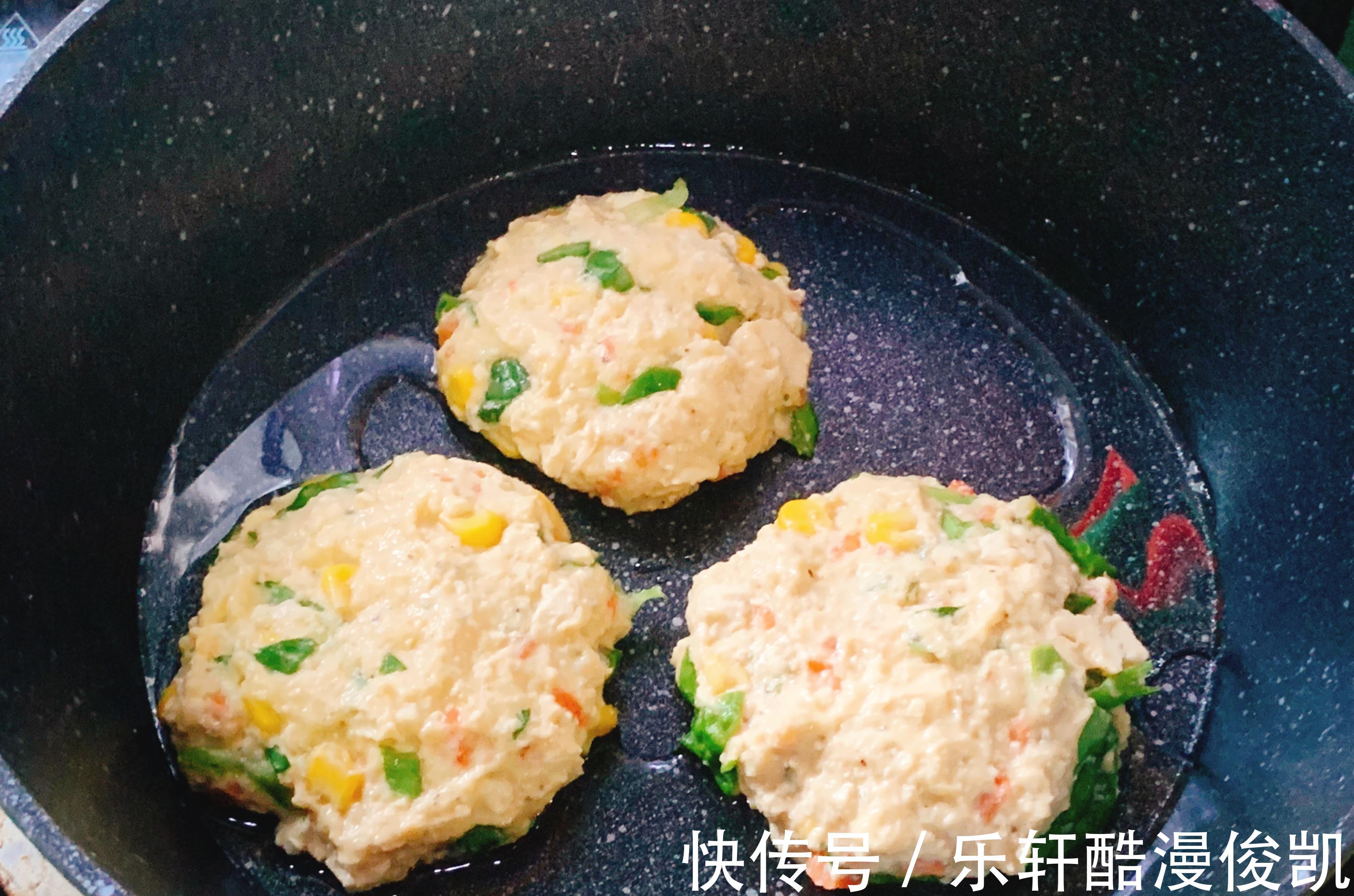 超营养的快手美食豆腐鸡蛋饼，低脂低卡，营养饱腹，好吃不腻