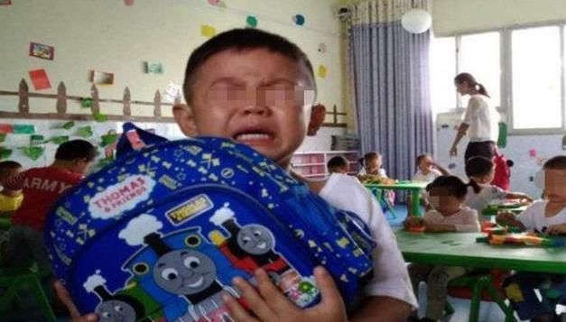 8岁女孩患“抑郁症”,原因让宝妈很后悔5年前不该坚持这件事