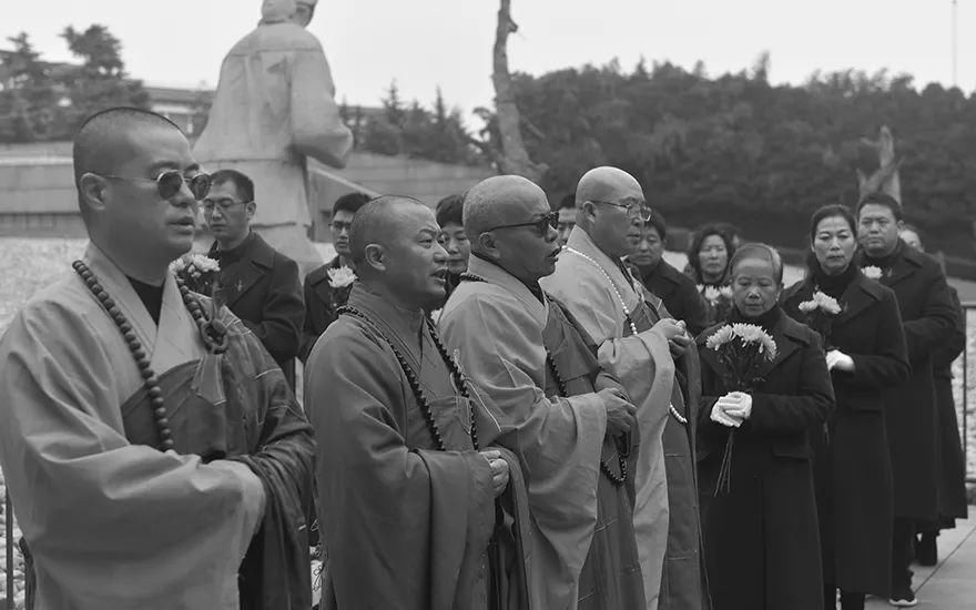  南京市佛教协会副会|民族悲歌，八十三年不忘；镜鉴未来，祈福世界和平