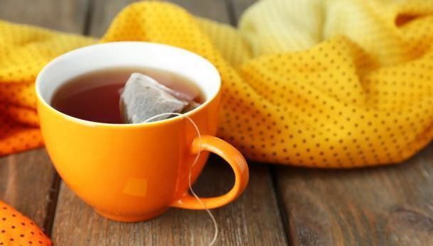 再三提醒:脑供血不足的人,身体常见5个表现,一发现尽快去检查