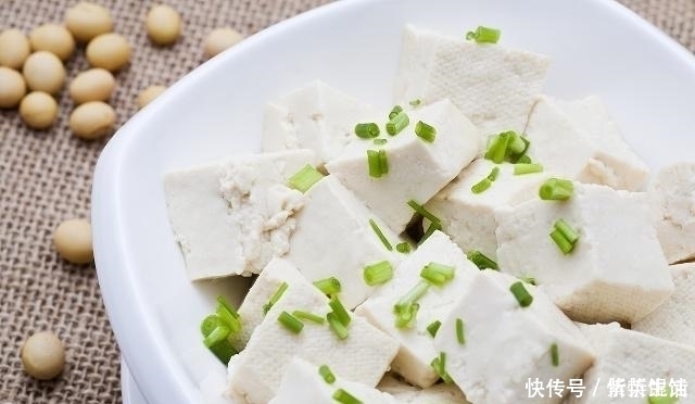 膳食纤维|原来吃虾皮不能补钙?医生:真正补钙的4种食物,很多人都不爱吃