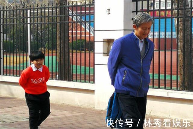 孩子|孩子不懂如何表达爱很多“烦人”表现,往往是在说爱你