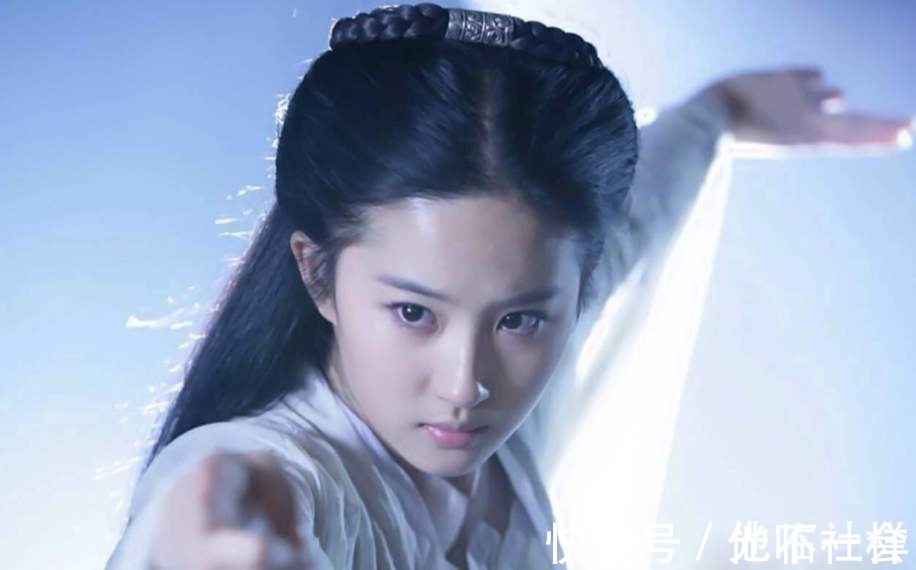 金庸先生!金庸为什么让小龙女失身于尹志平?他背后的用意一般人看不懂