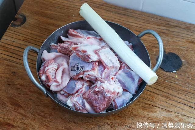 家常|羊肉的家常做法,没有羊骚味,肉香四溢还不腻!