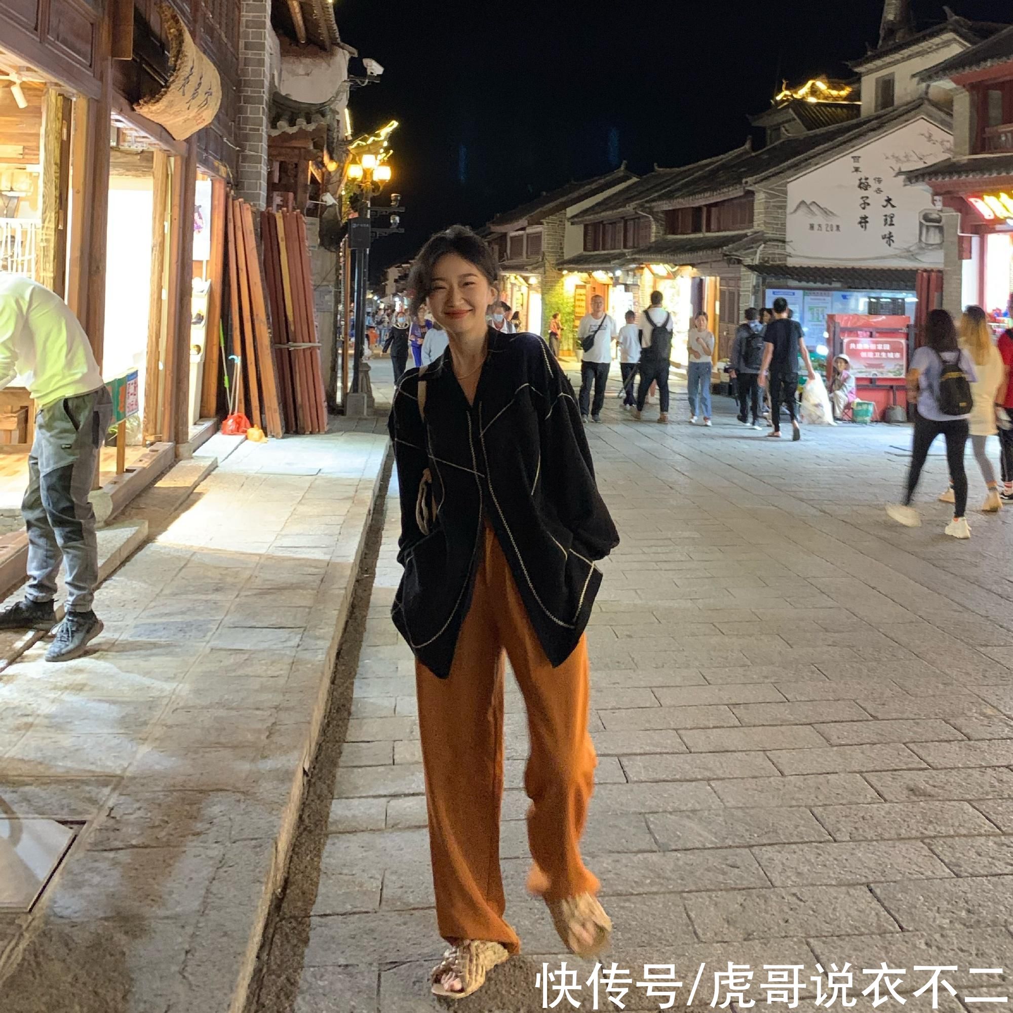 超显气质的早春“法式”穿搭，优雅女人都在这样穿，舒适又高级