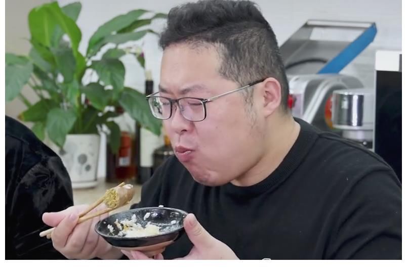 半噸先生回來(lái)了！多個(gè)作品恢復(fù)，錄制模式改變，“鹽王爺”消失