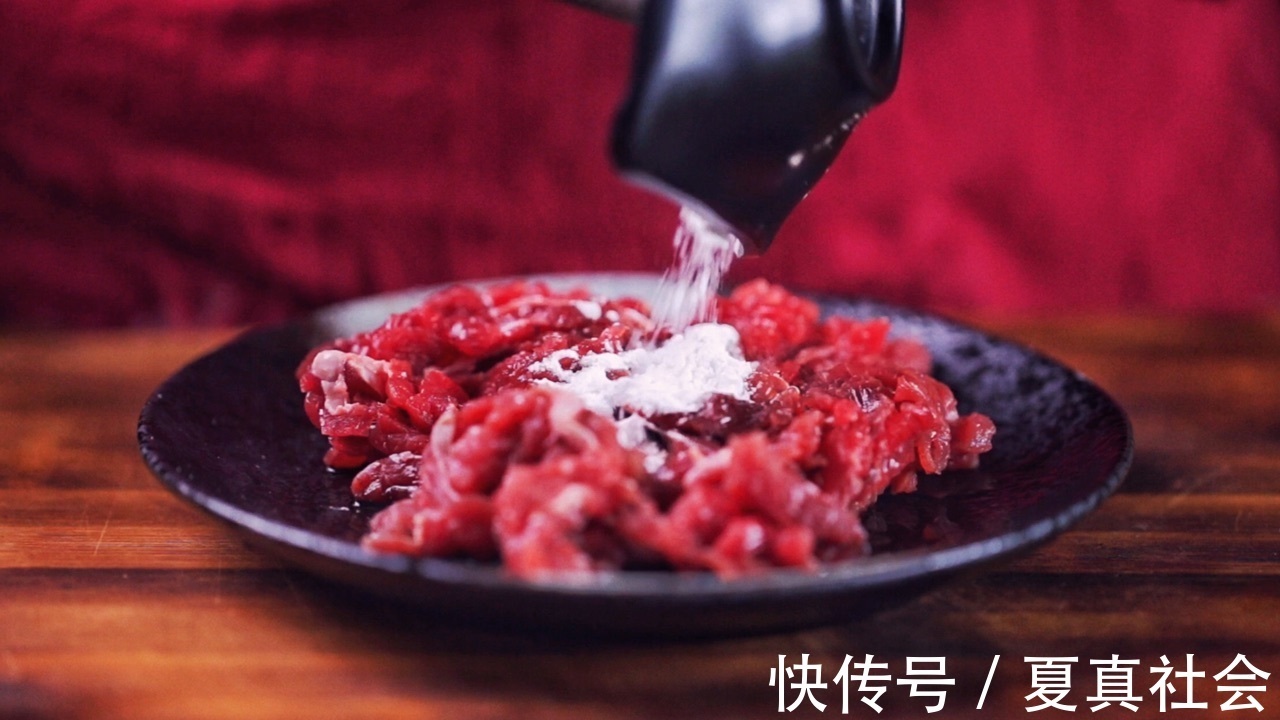 美味|在家做西芹炒牛肉，简单好吃，美味营养