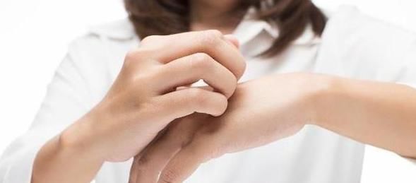 血糖|糖尿病与睡眠有关吗？睡前有3种症状，也许血糖正在偷偷飚升！