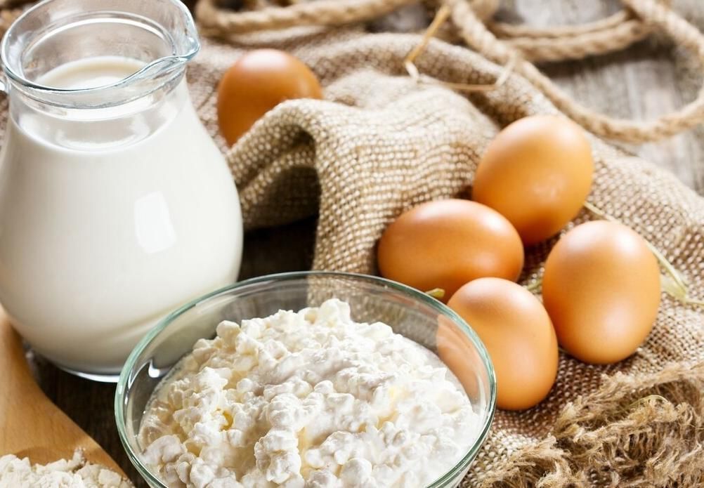 发育|8岁男孩饮食丰富,却不见长个,3种“偷走”身高的食物要少吃