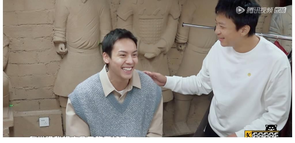 彭昱畅玩游戏不顾忌形象,获胜后反应获好评,2点细节足以见人品