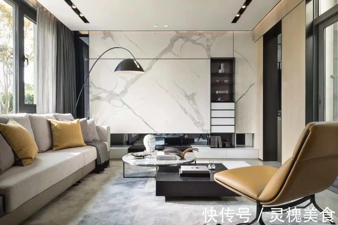 现代|210㎡联排小别墅，现代大方的布置，配色令人舒适