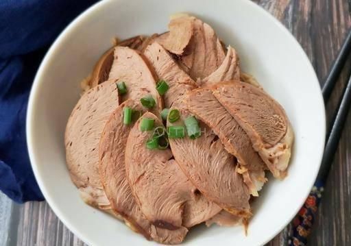 这东西建议每月吃几个,一般肉没法比,贵也要吃,对身体好