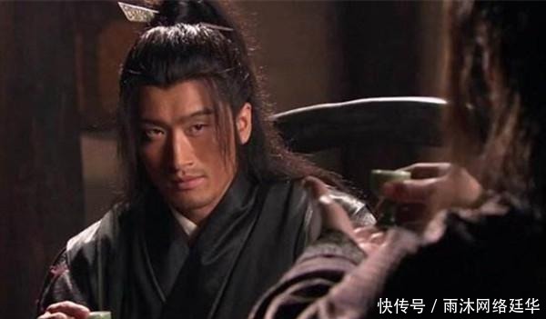  此人是梁山地察星, 身在公门却不识江湖险恶, 成最孤独之人