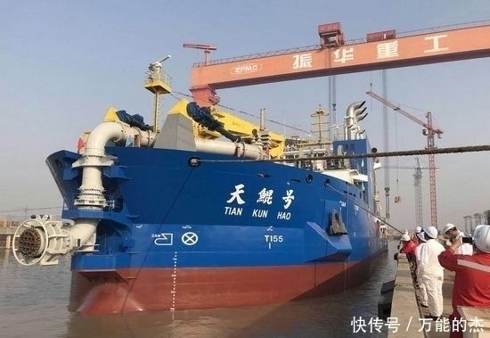 工程|终于不再隐藏实力！中国挖泥船再创奇迹，又一座大岛吹填完成