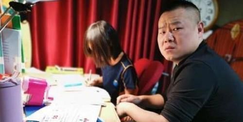 赵一|“我真辅导不了”,一道数学题难倒一家五口,低文化父母很崩溃