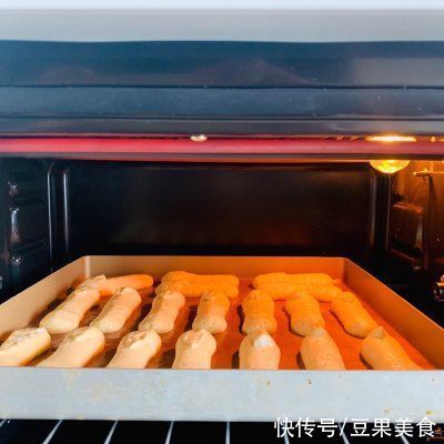 打蛋器|传统意式提拉米苏，含手指饼干做法及各配方对比