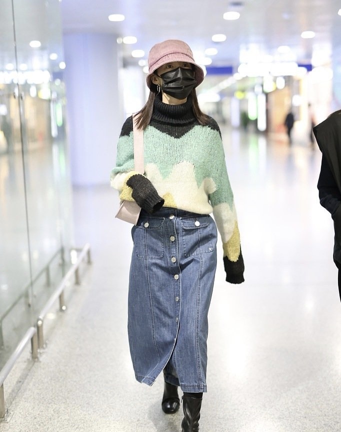 时尚|秋冬季节愁搭配没关系,休闲毛衣get起来,时尚百搭不挑人!