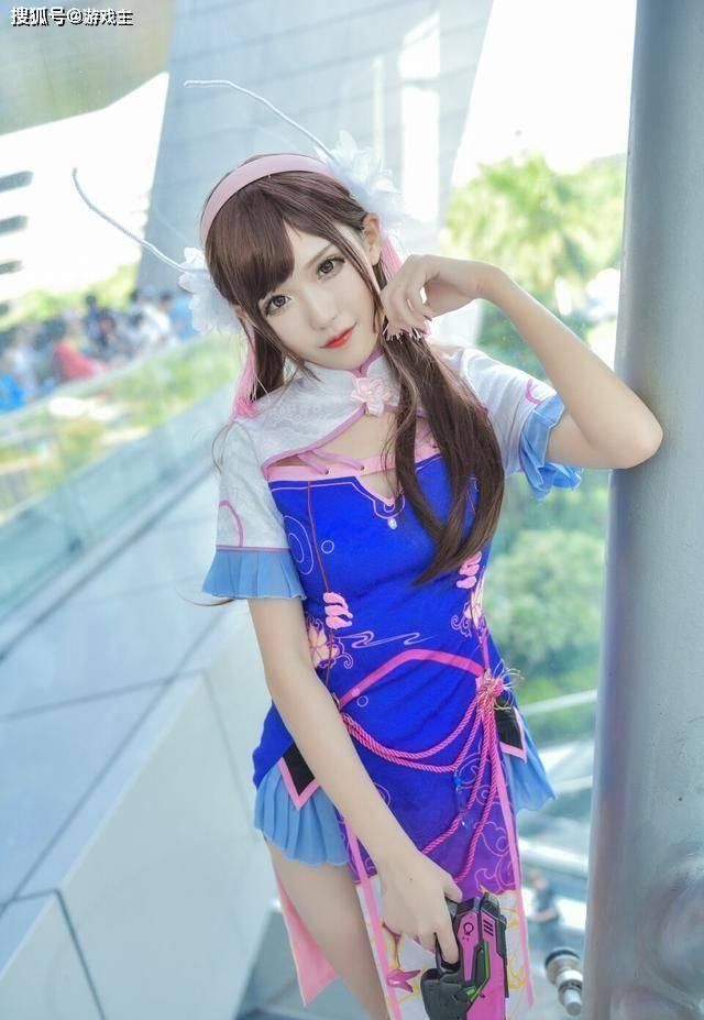 dv腐团儿双版本cos守望先锋角色,机甲版更还原,旗袍版更好看