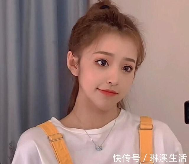 吊梢眼|西红柿ovo刷新“网红脸”标准,吊眼辨识度极高,厚嘴唇太醒目!